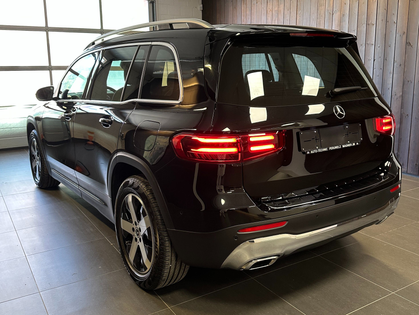 Mercedes-Benz GLB 200